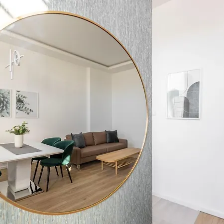 Charm & N8 By Prestige Homes Apartament Budapesta