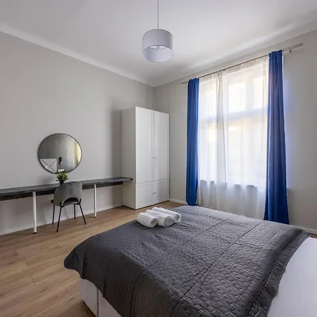 Charm & N8 By Prestige Homes Apartmán Budapešť