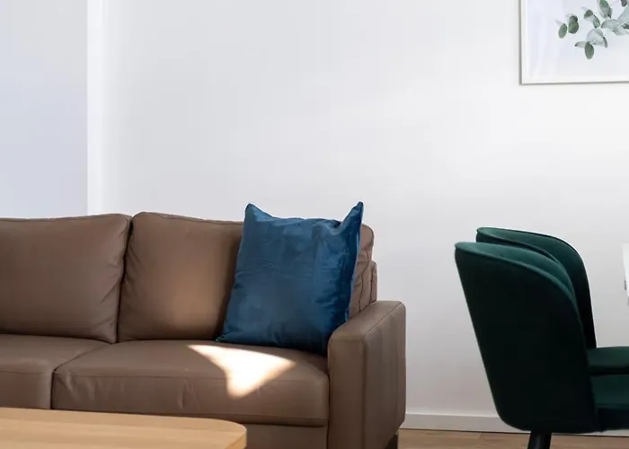 Apartament Charm & N8 By Prestige Homes *